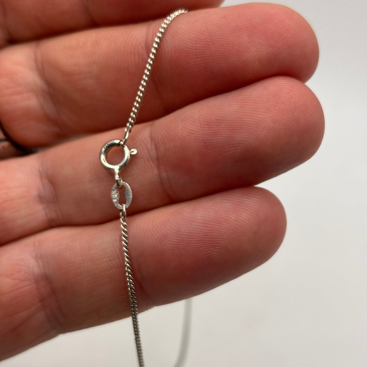 Silver 18” Dandelion Necklace