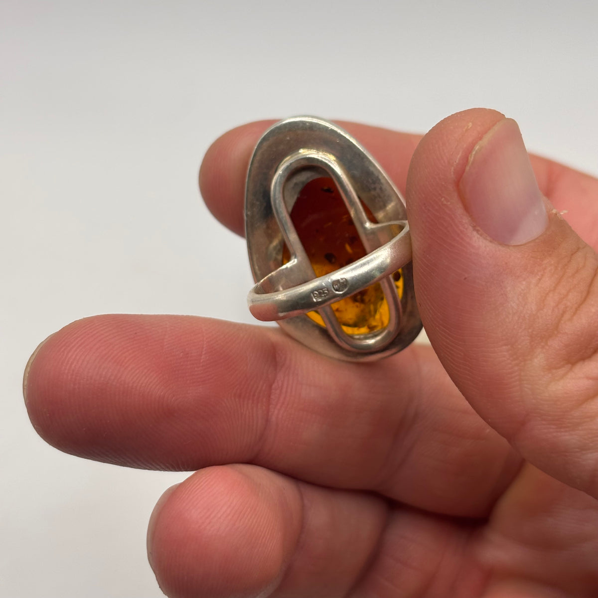 Silver Abatract Amber Ring (Q)
