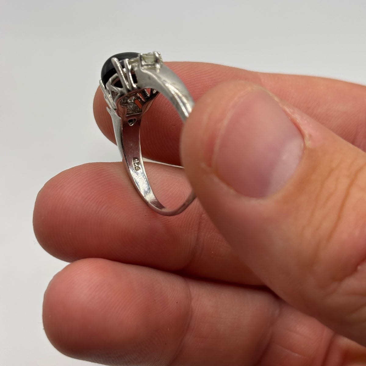 Silver Star Sapphire Ring (S 1/2)