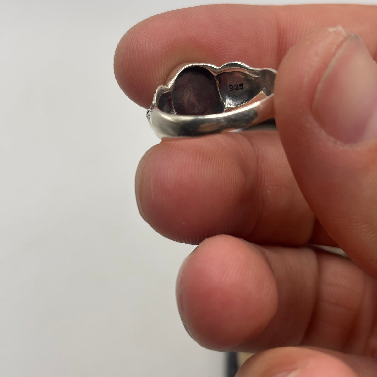 Silver Lion Head Signet Ring (P)