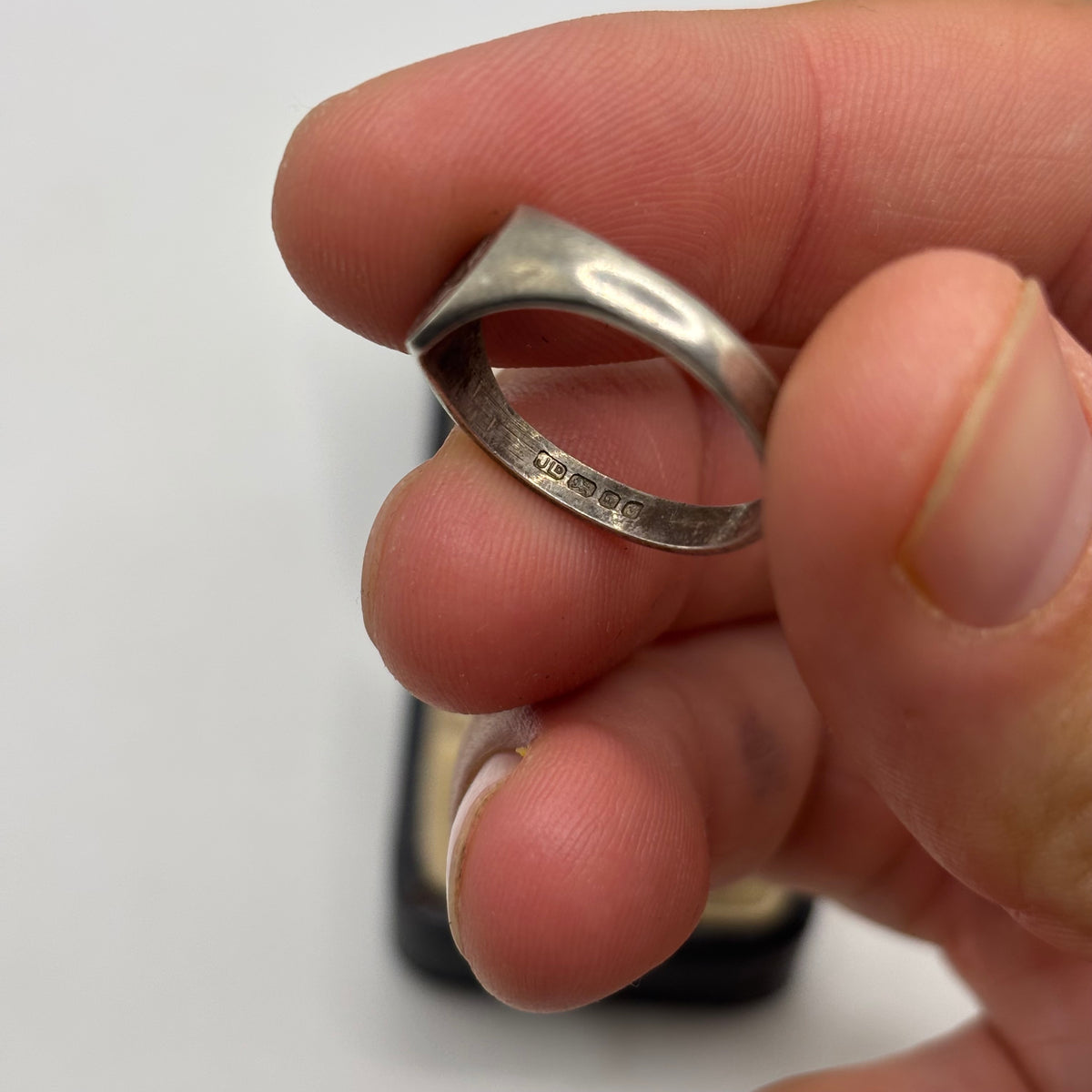 Silver Heart Signet Ring (P)