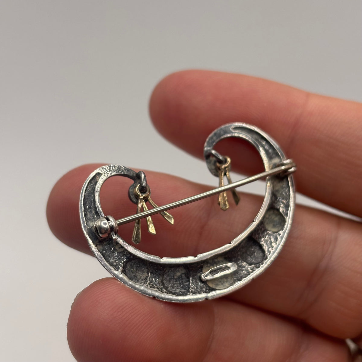 Silver Vintage Ola Gorie Long Boat Brooch