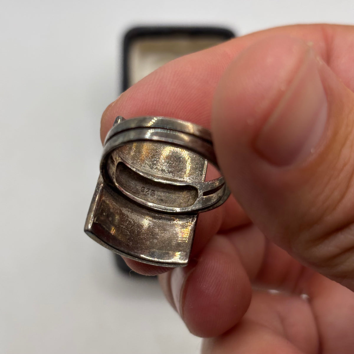 Silver Pearl Inlayed Ring (P)