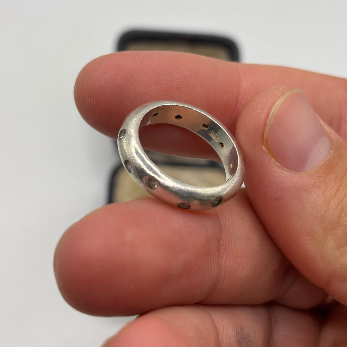 Silver CZ Inlaid Band Ring (N)