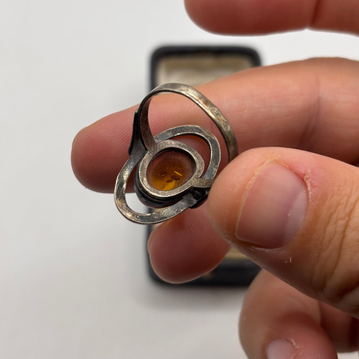 Silver Mid Century Amber Ring (R)