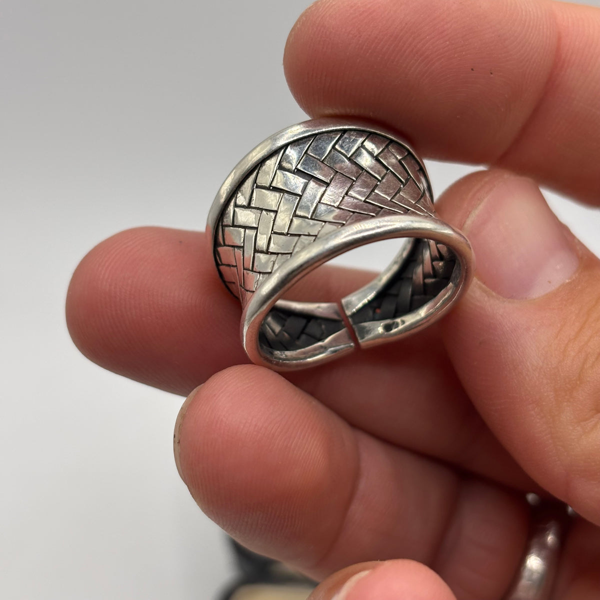 Silver Woven Ring (V)