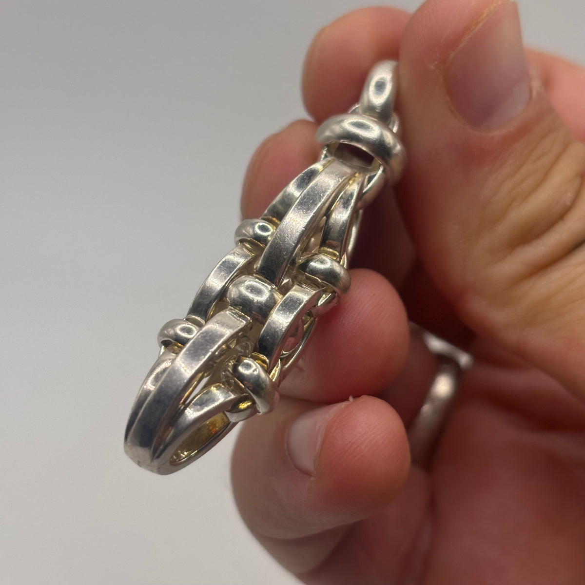 Silver Heavy Links Of London Pendant