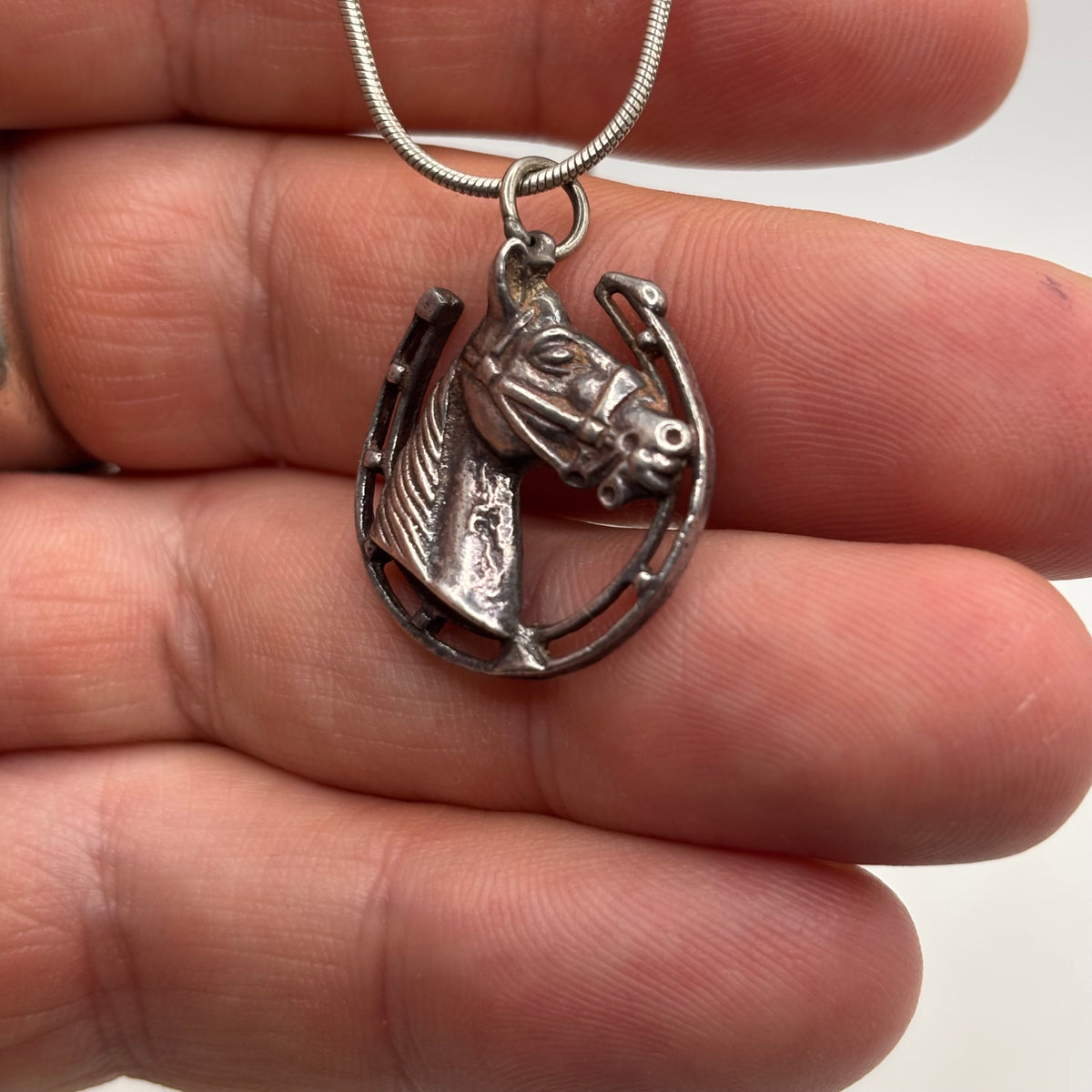 Silver 18” Horse & Shoe Necklace