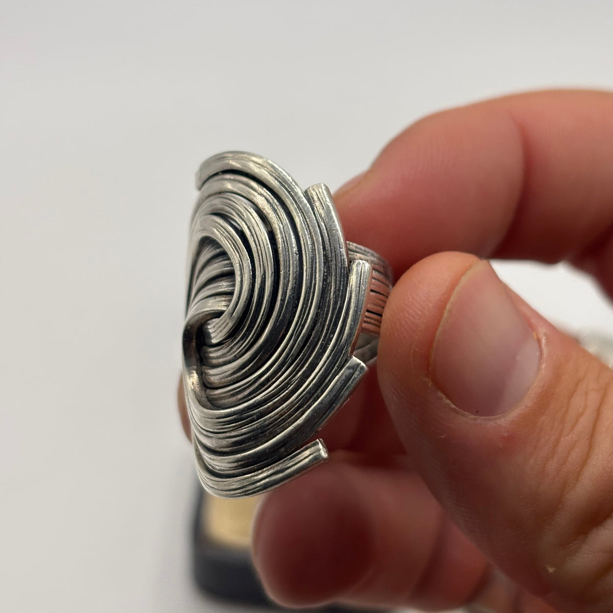 Silver Heavy Swirl Ring (M)