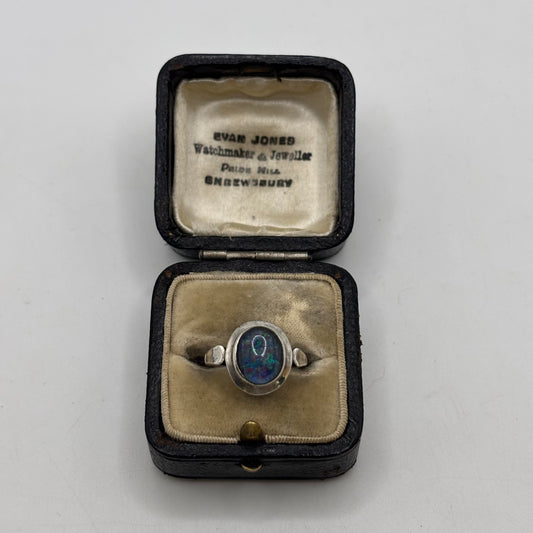 Silver Vintage Opal Ring (L)
