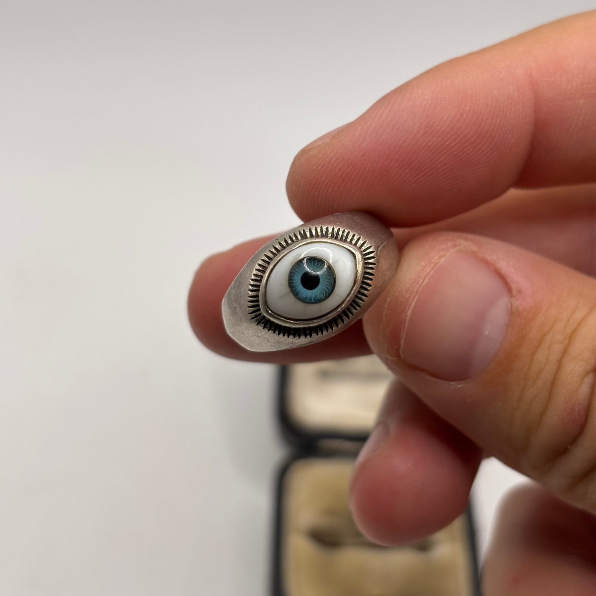 Silver Blue Eye Ring (O)