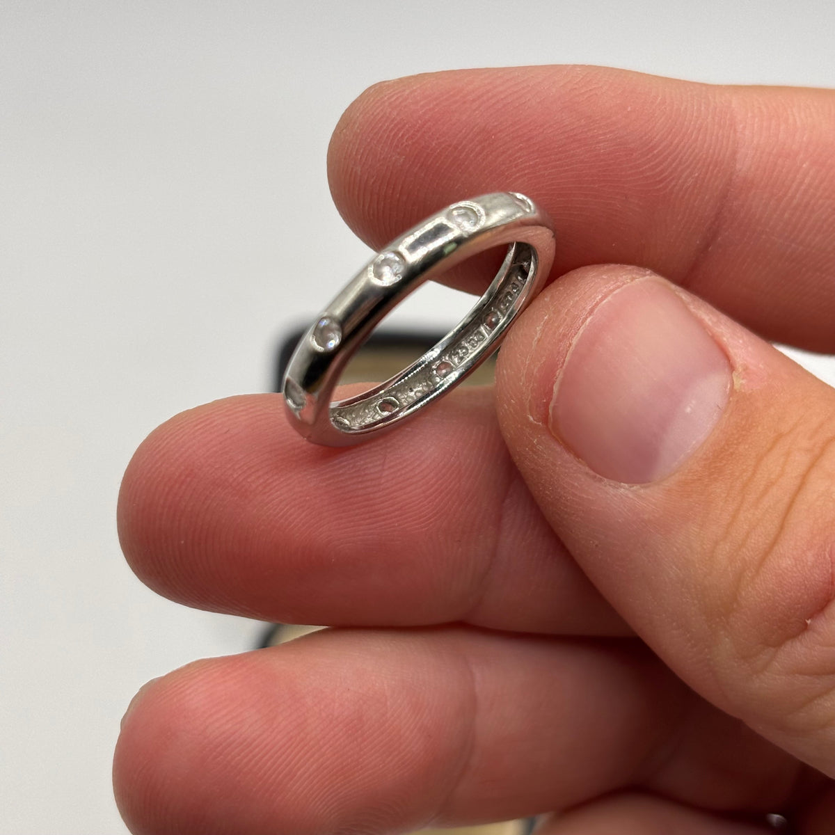 Silver CZ Inlaid Band Ring (Q)
