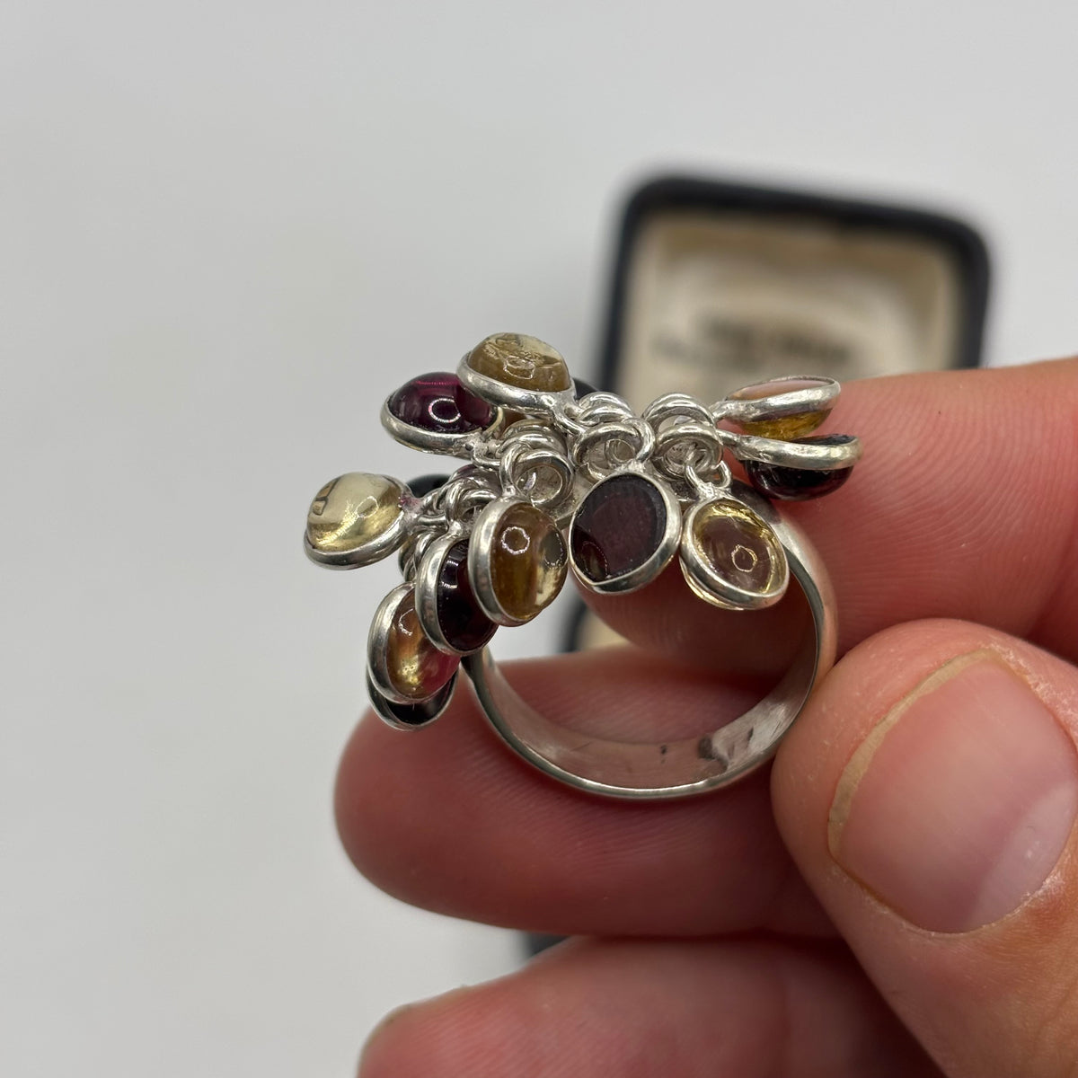 Silver Unusual Garnet & Citrine Ring (Q)