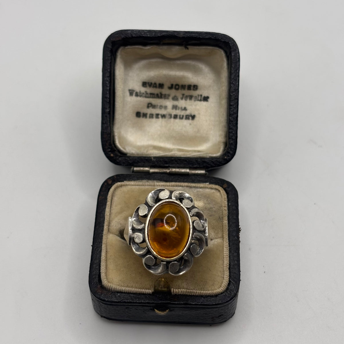 Silver Amber Ring (R)