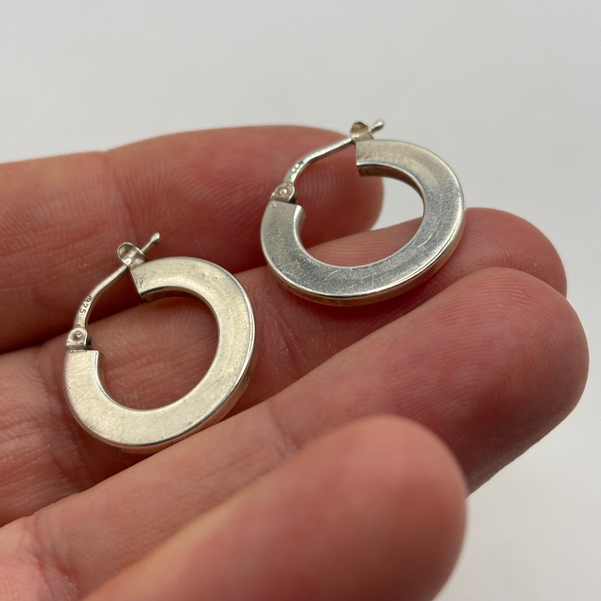 Silver Hoop Earrings (20mm)