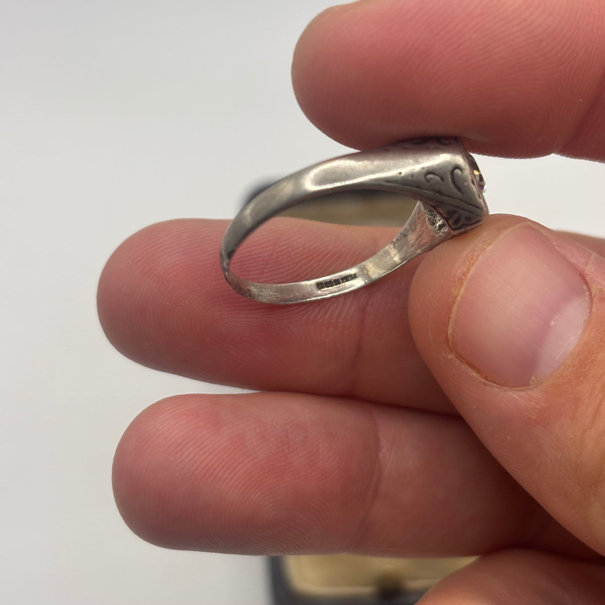 Silver Vintage Signet Ring (V)