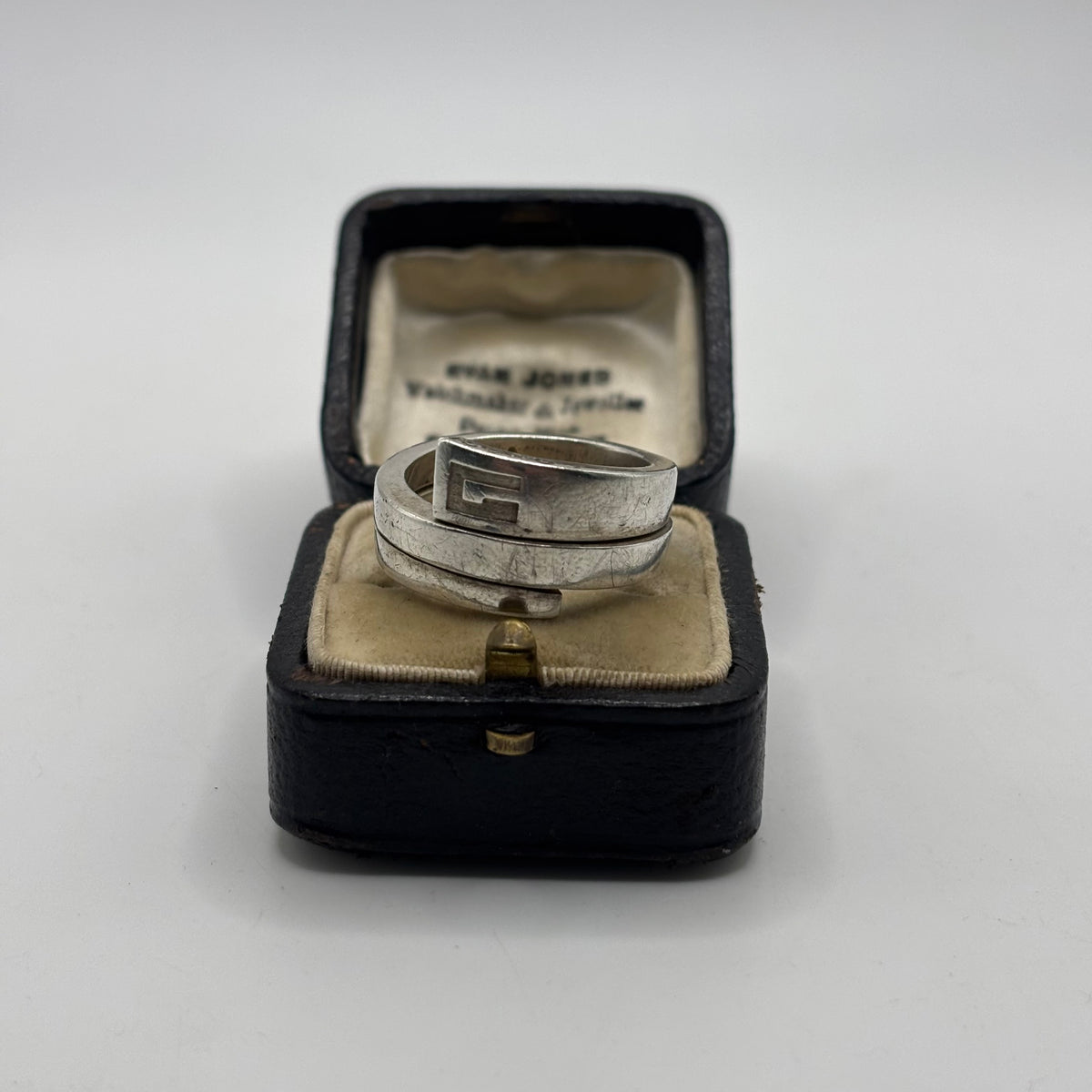 Silver Gucci Snake Ring (T)