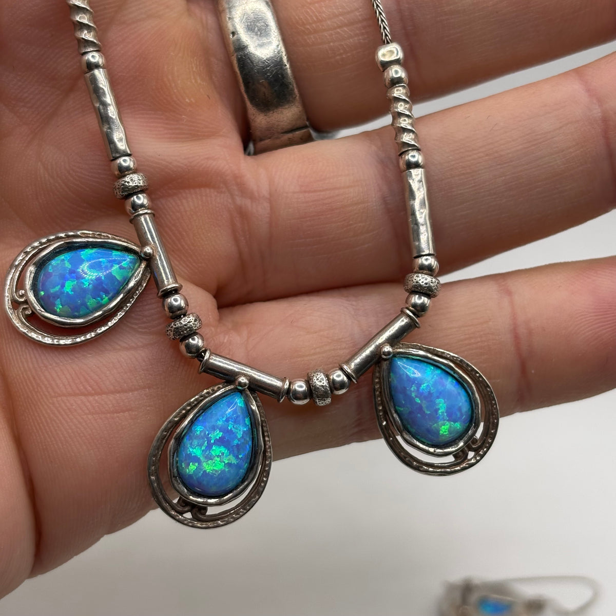 Silver Opal Pia Jewellery Set
