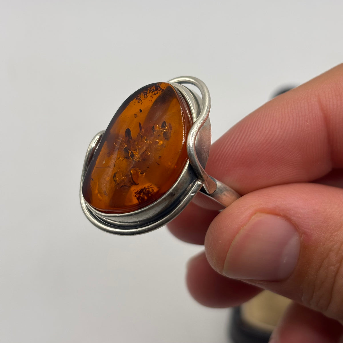 Silver Large Amber Ring (U)