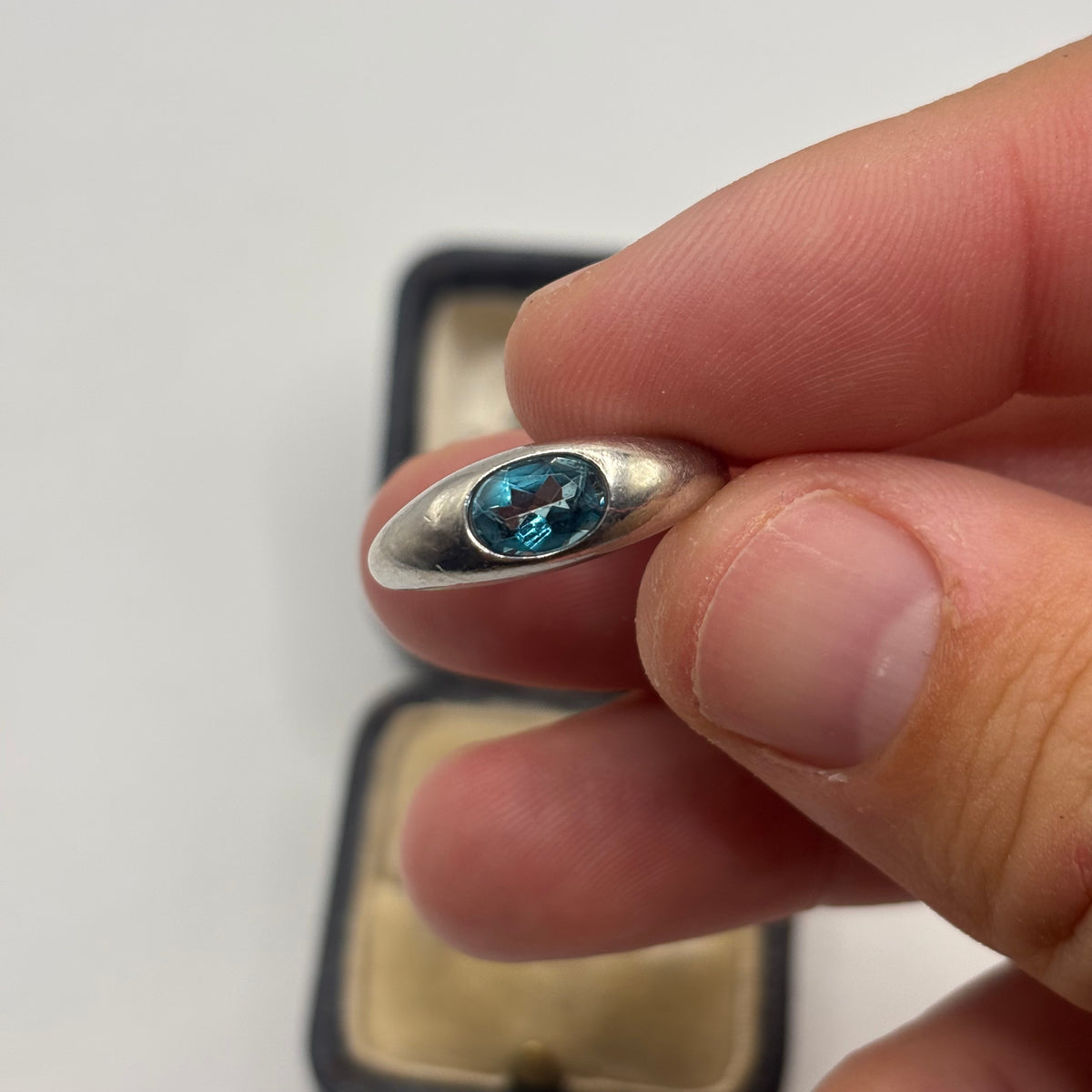 Silver Blue Topaz Ring (N)