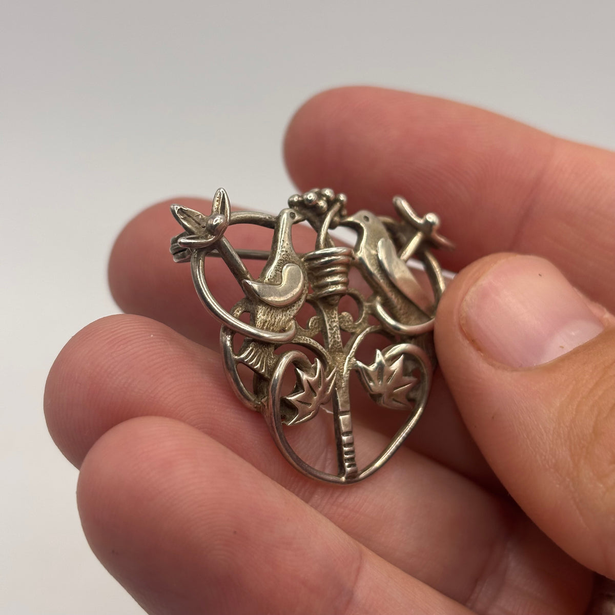 Silver Ola Gorie Love Birds Brooch