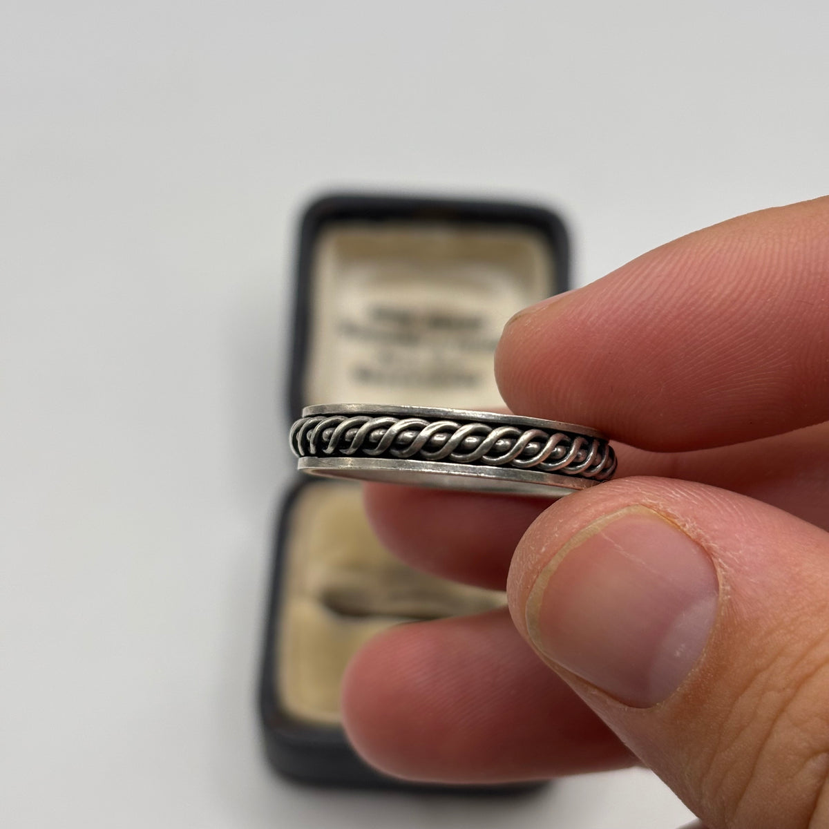 Silver Spinner Ring (Z)