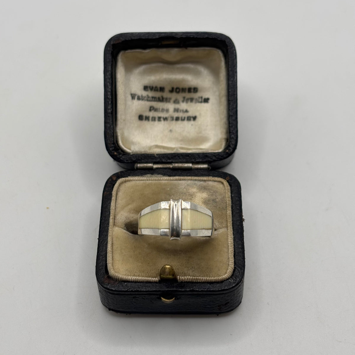 Silver Unusual Ring (P)