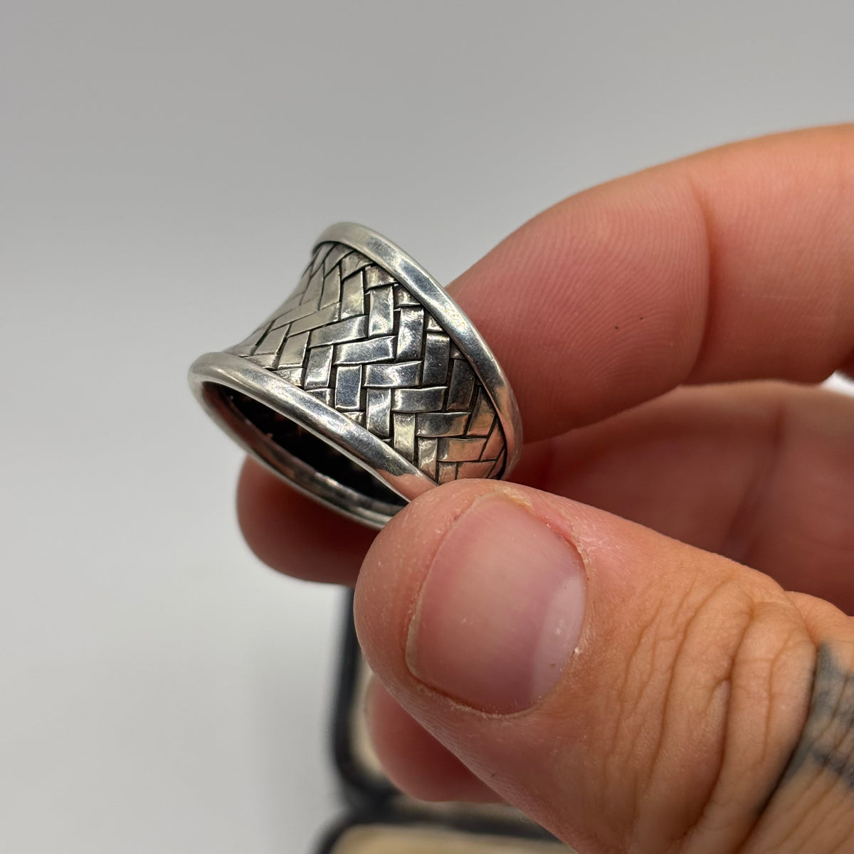 Silver Woven Ring (V)