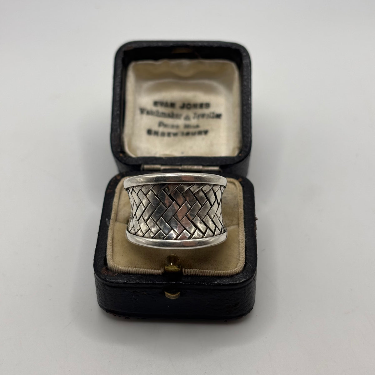 Silver Woven Ring (V)