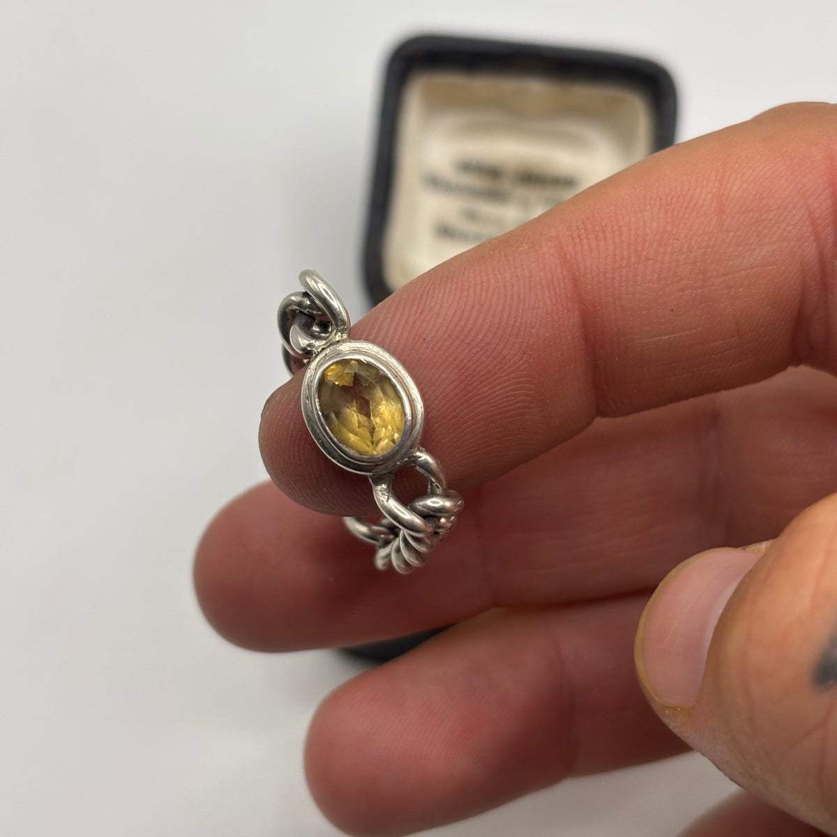 Silver Citrine Chain Ring (P)