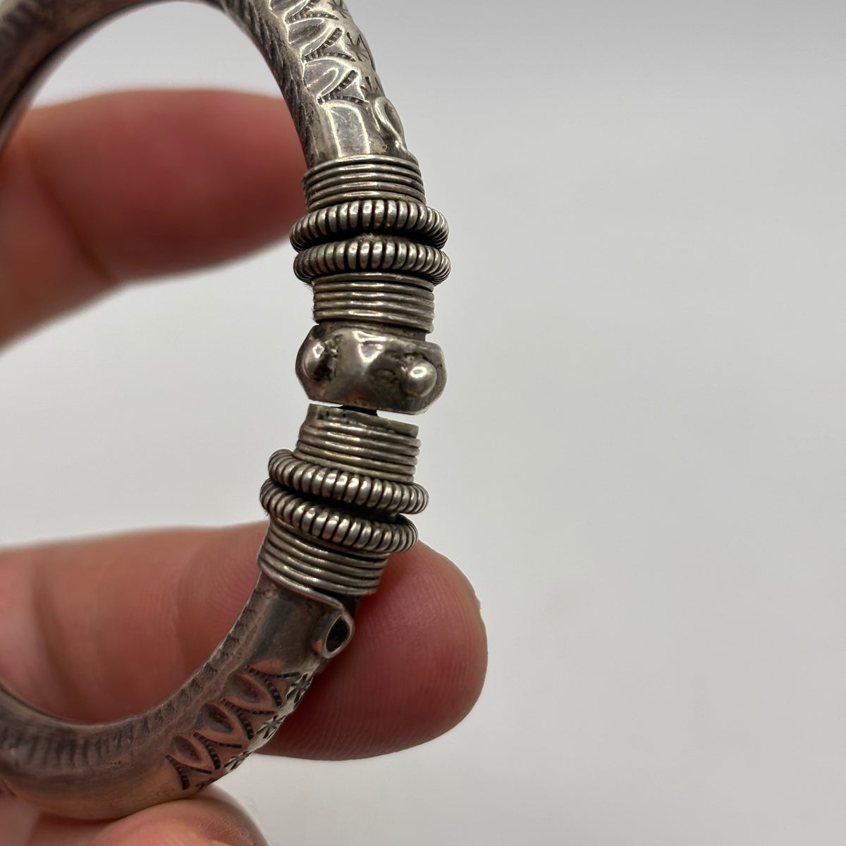 Silver Vintage Idien Tribal Bangle (57mm)