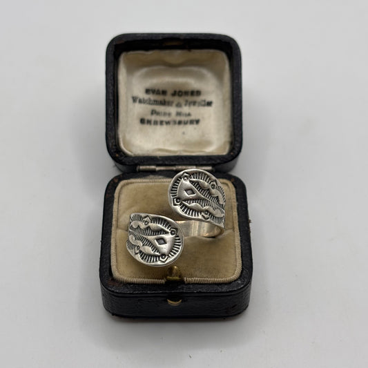 Silver Carolyn Pollack Ring (U)