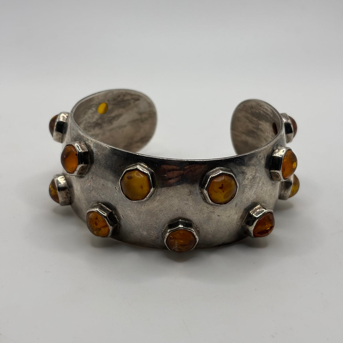Silver Incredible Amber Modernist Cuff