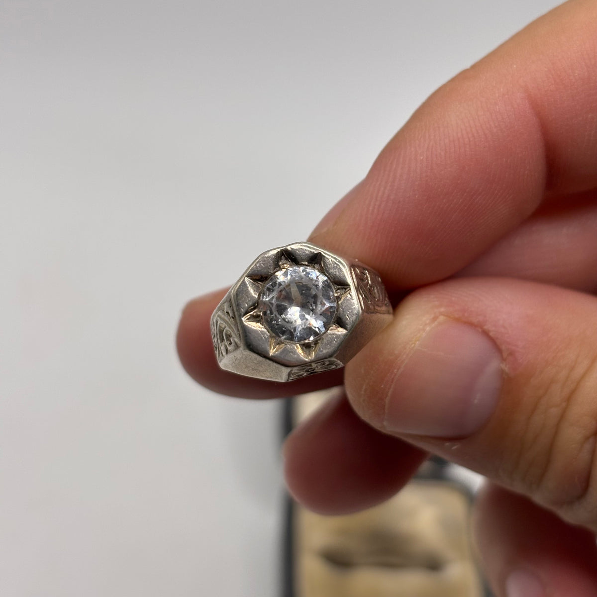 Silver Vintage CZ Gypsy Ring (N)