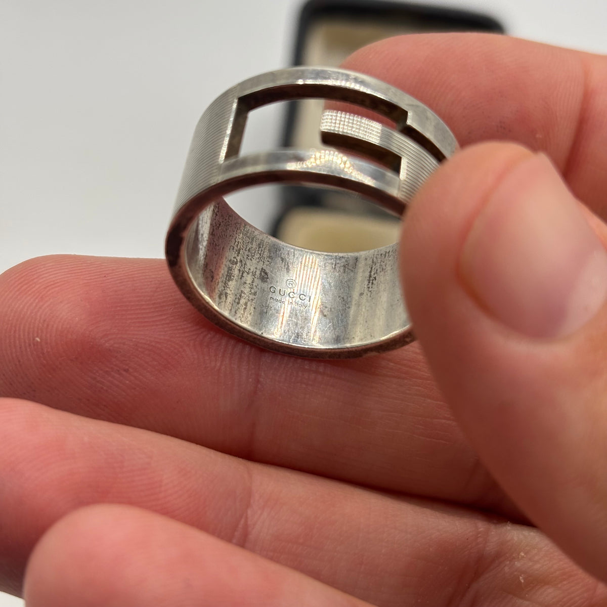 Silver Gucci G Band Ring (W)