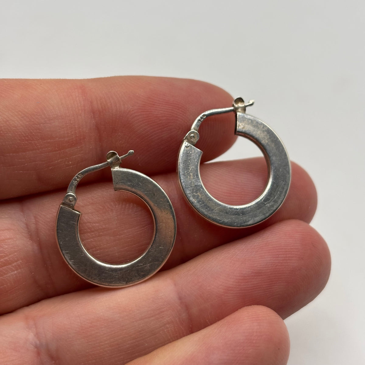 Silver Hoop Earrings (20mm)
