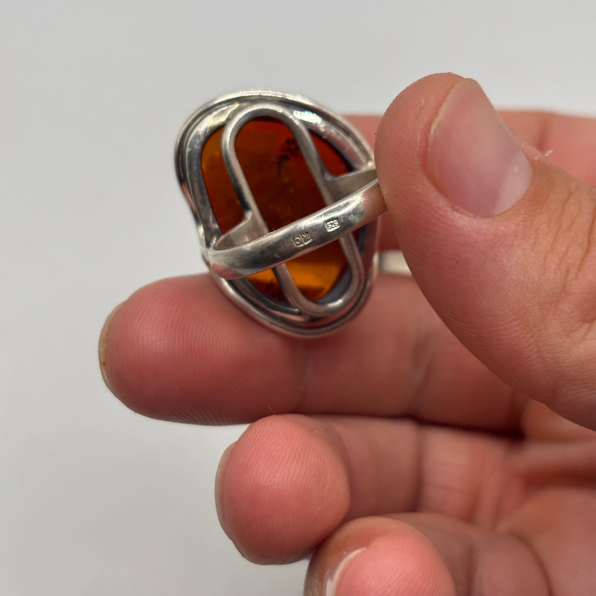 Silver Large Amber Ring (U)