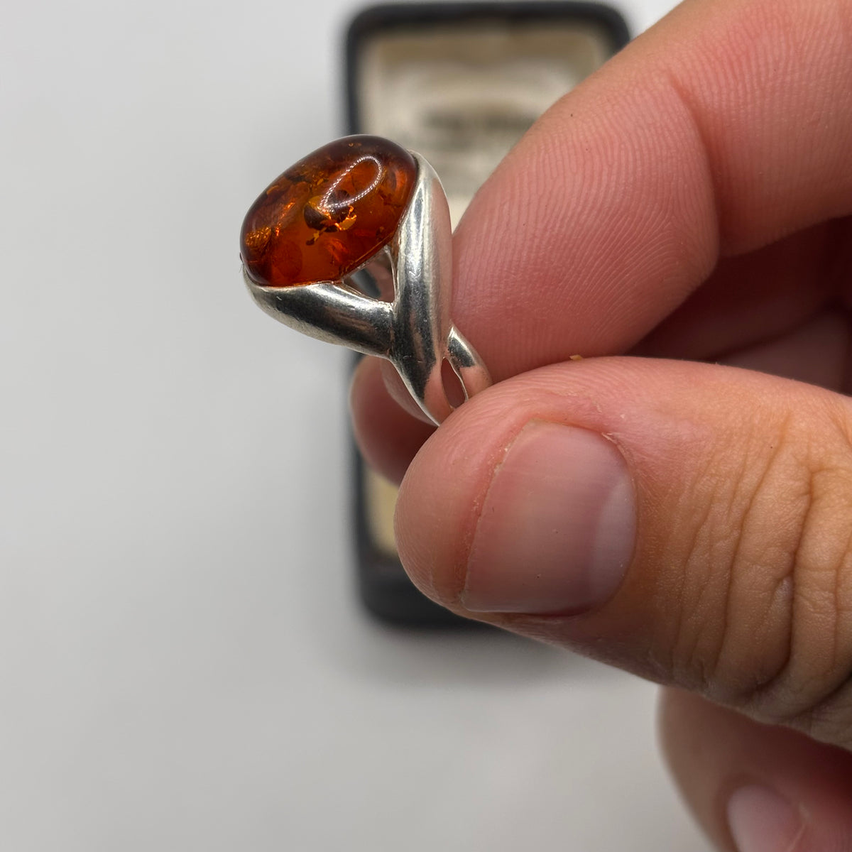 Silver Amber Ring (P)