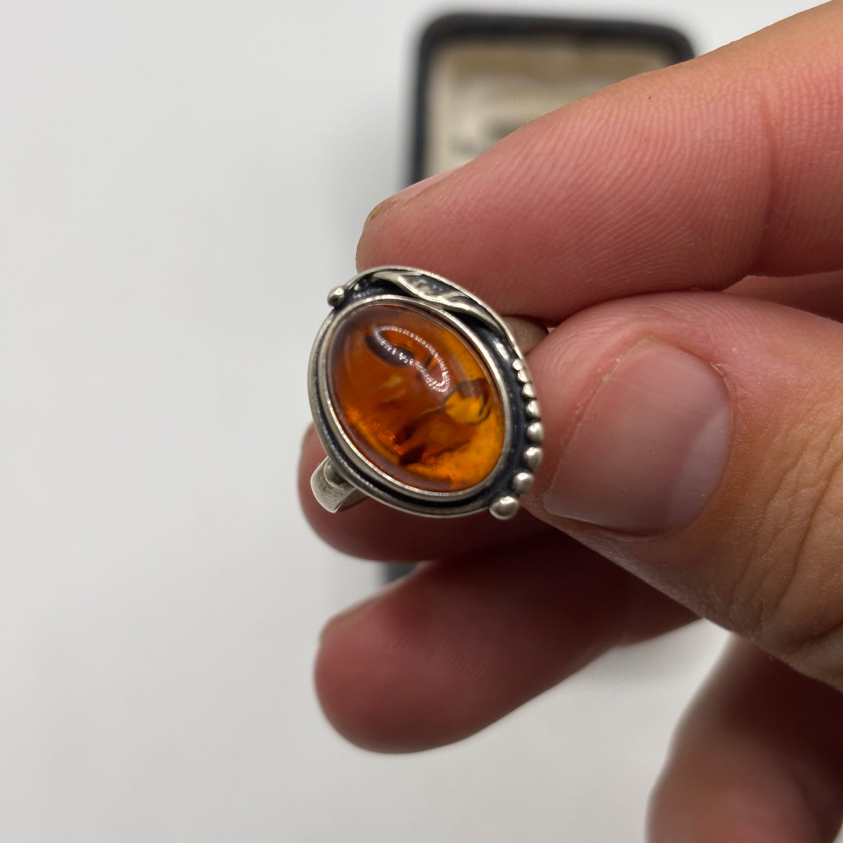Silver Amber Ring (P)
