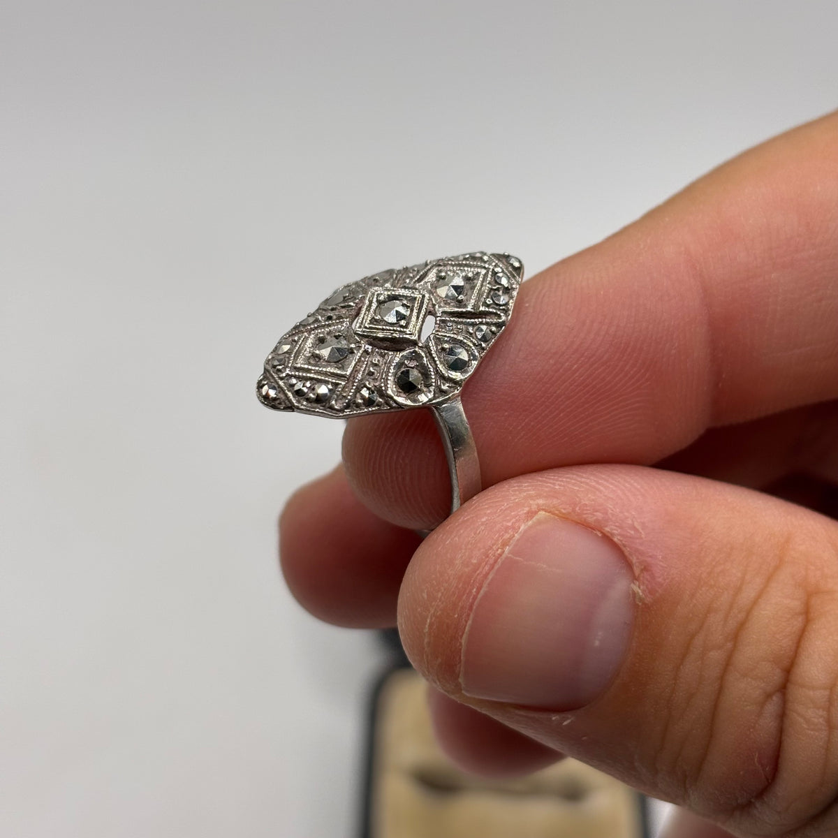 Silver Art Deco Marcasite Ring (Q)