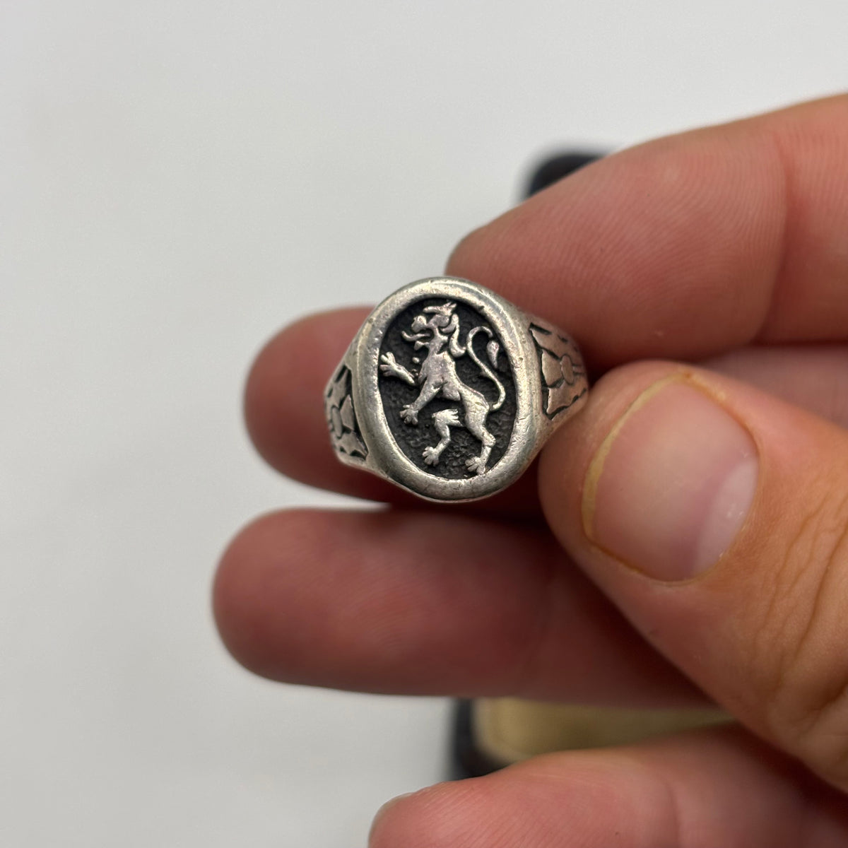 Silver Vintage Hebridean Lion Rampant Ring (L)