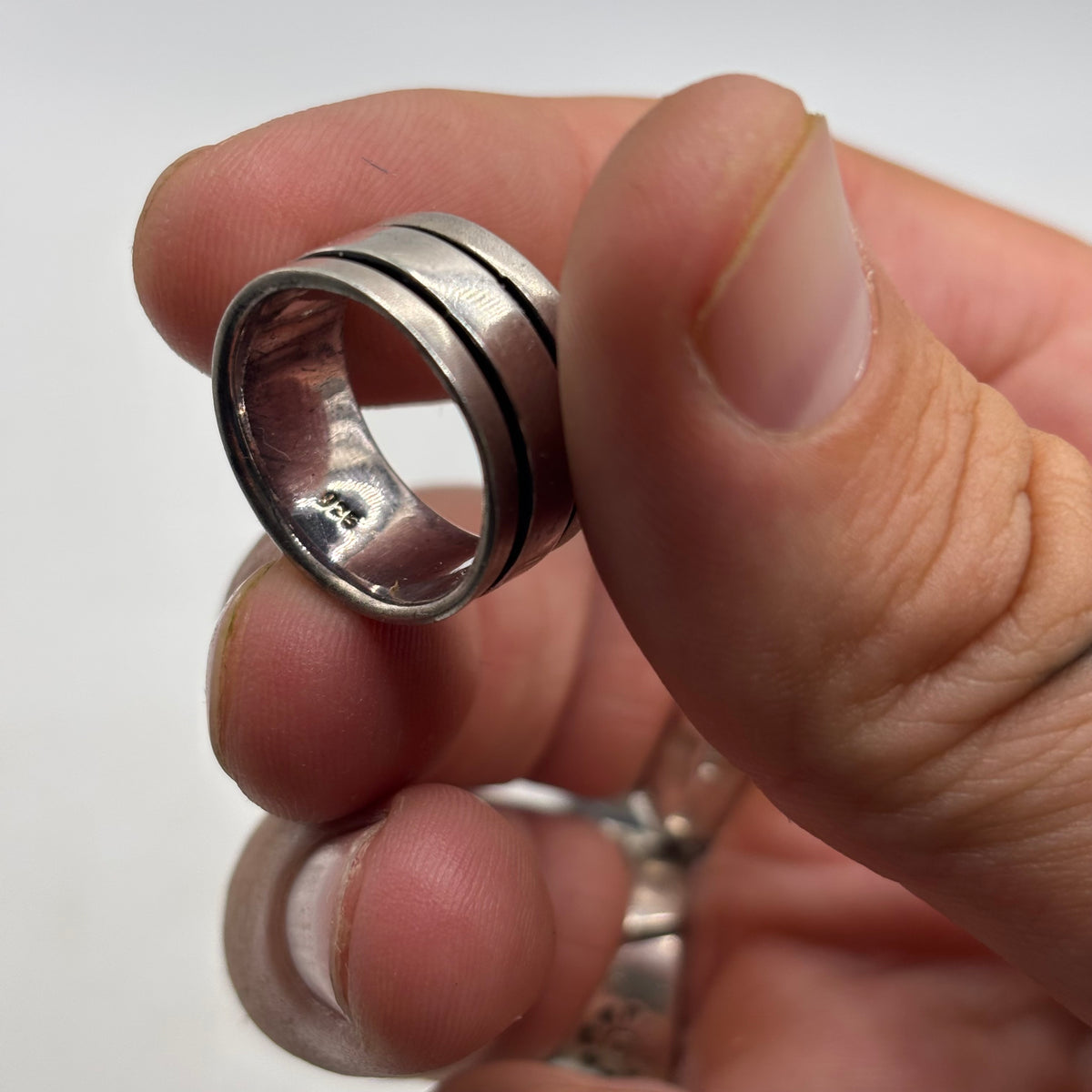 Silver Band Ring (M)