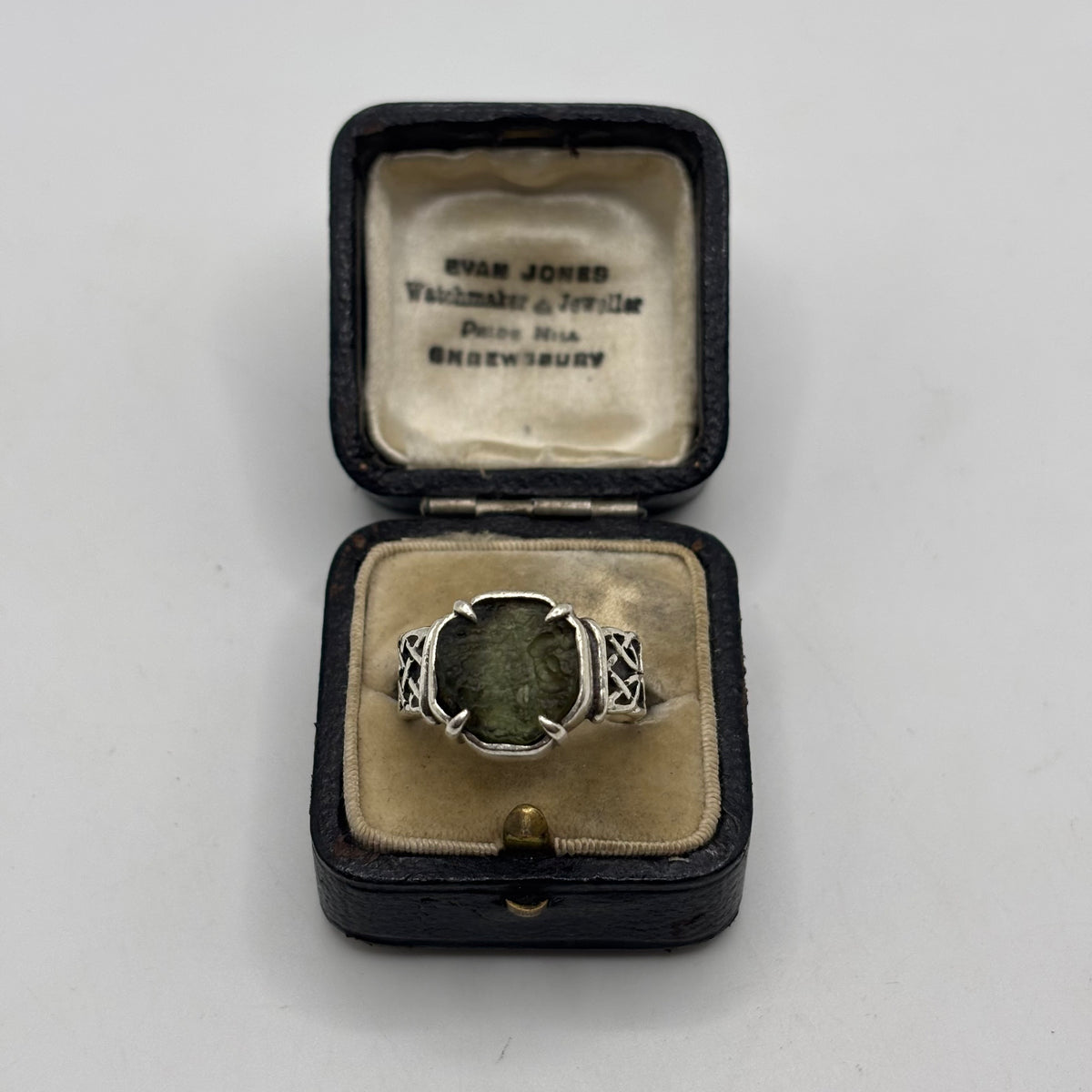 Silver Moldavite Celtic Ring (P)