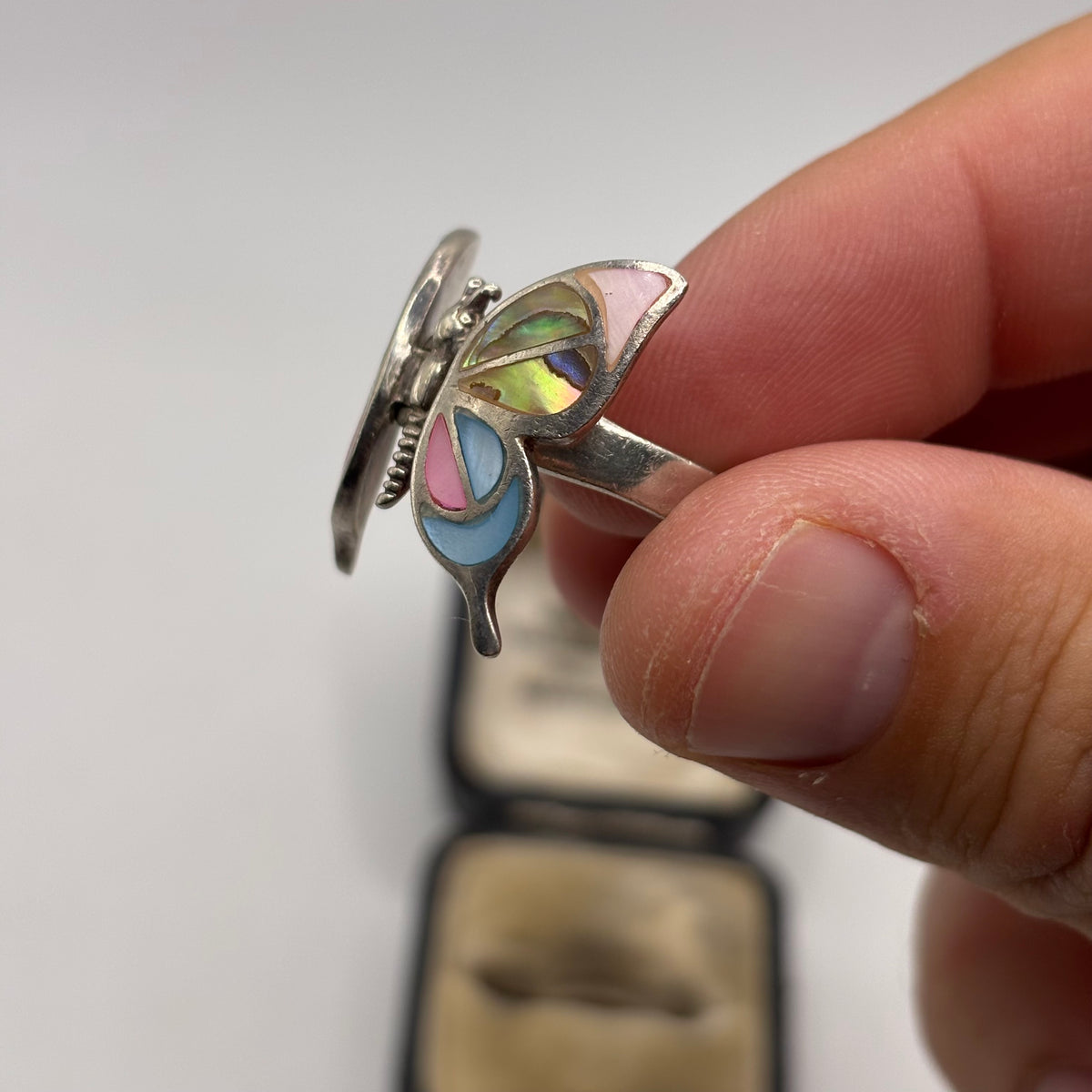 Silver Pearl Butterfly Ring (M)