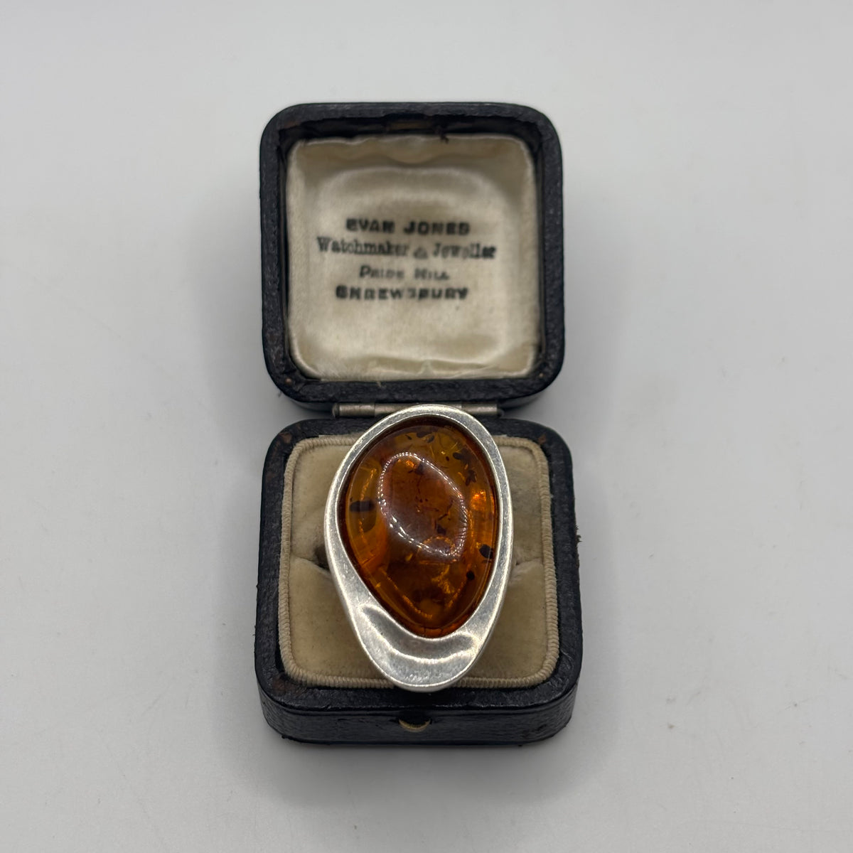 Silver Abatract Amber Ring (Q)