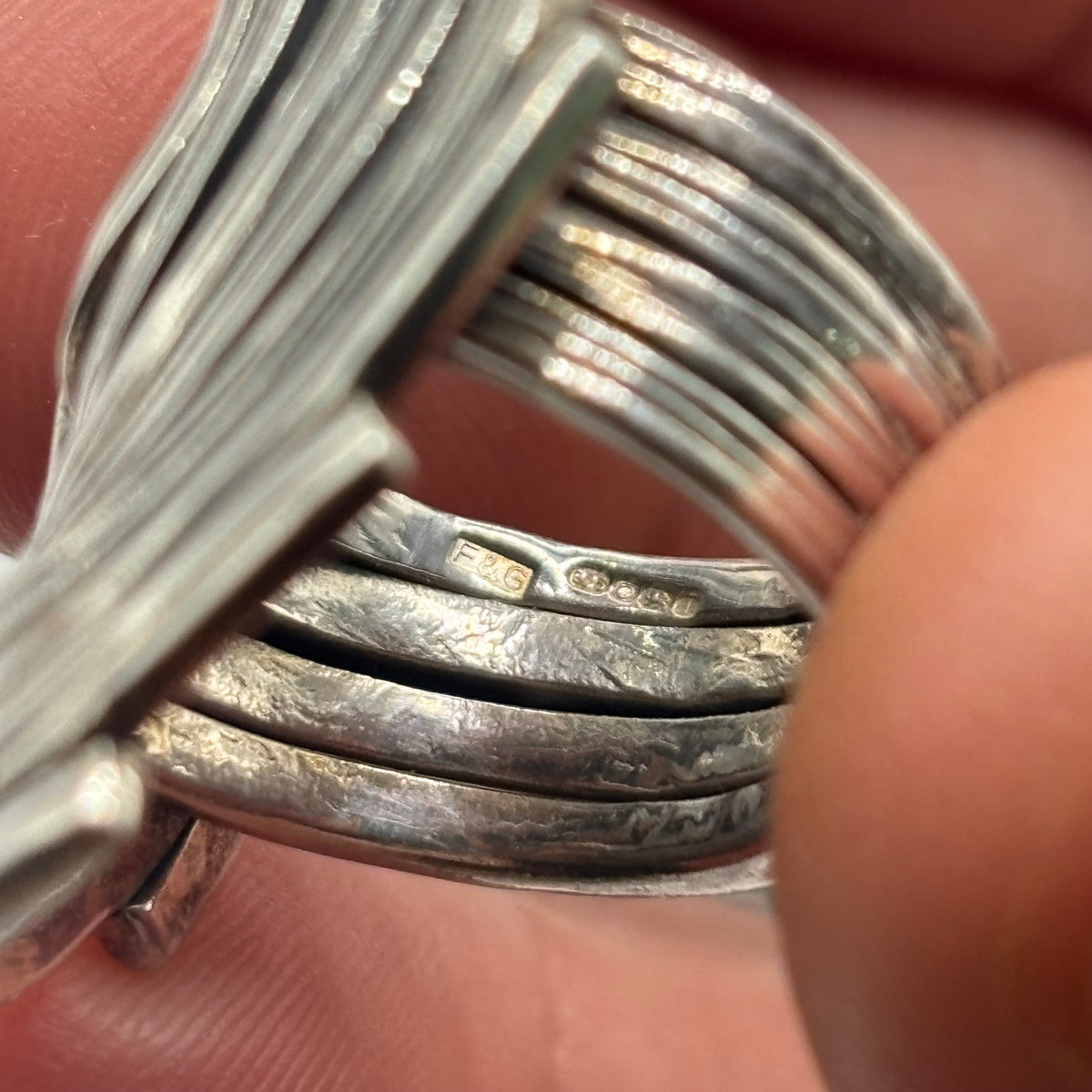 Silver Heavy Swirl Ring (M)