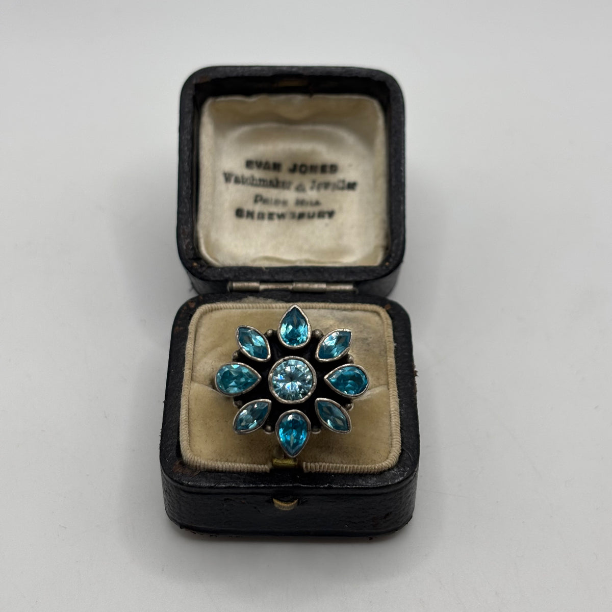Silver Heavy Topaz Flower Ring (L)