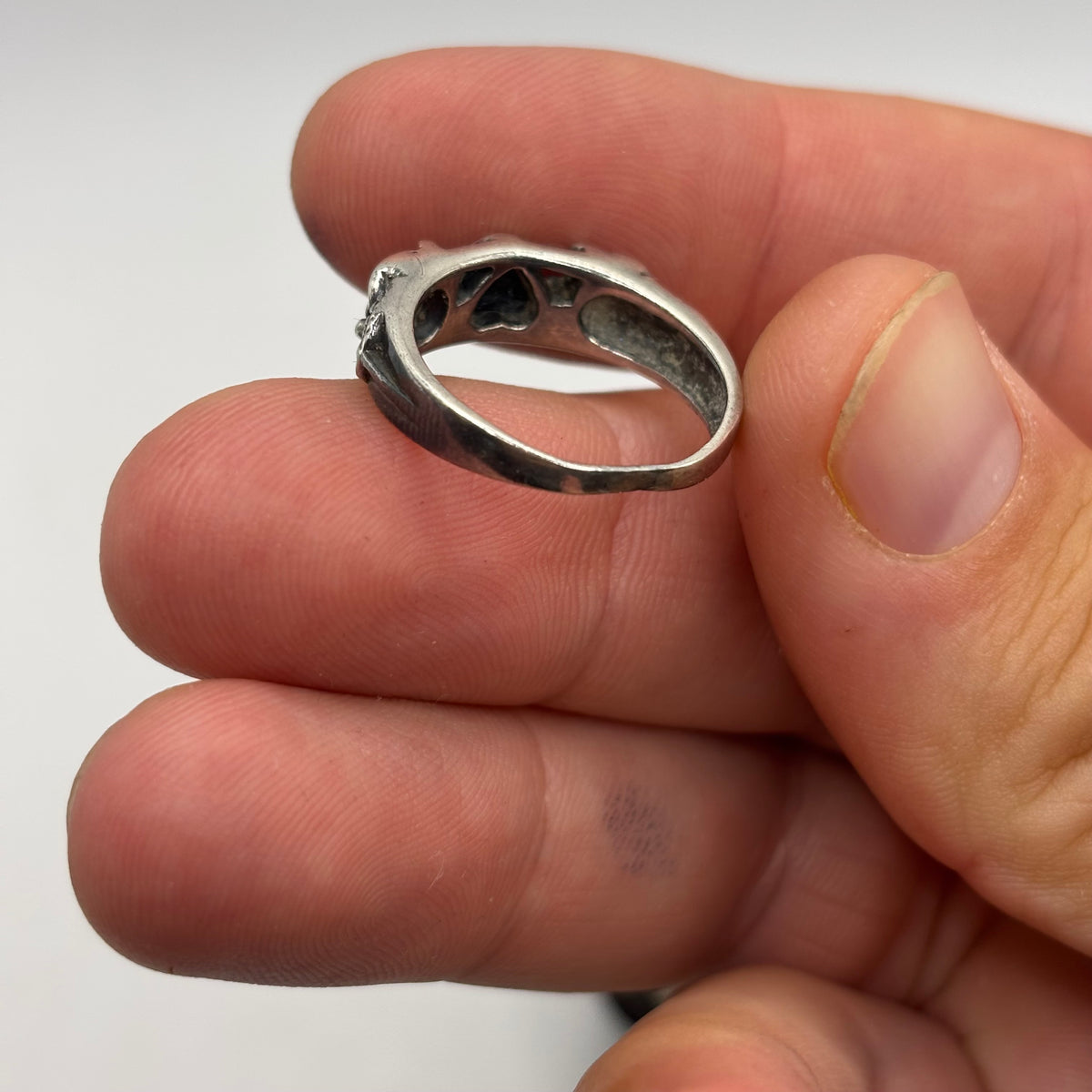 Silver Onyx Heart Ring (N)