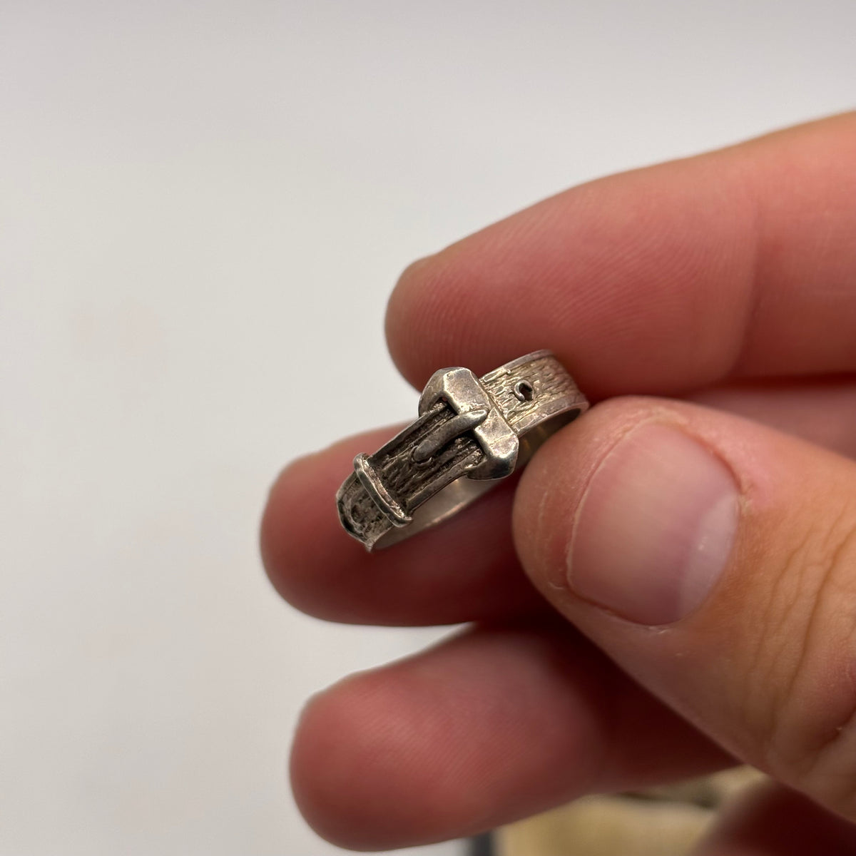 Silver Vintage Buckle Ring (P)