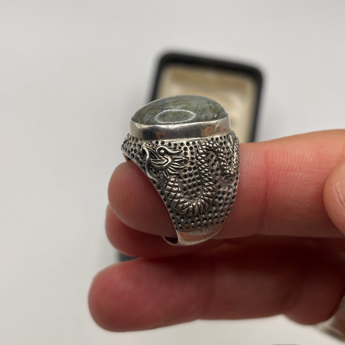 Silver Labradorite Dragon Ring (P)
